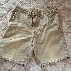 Levi's Men's Khaki Flat Front Shorts
